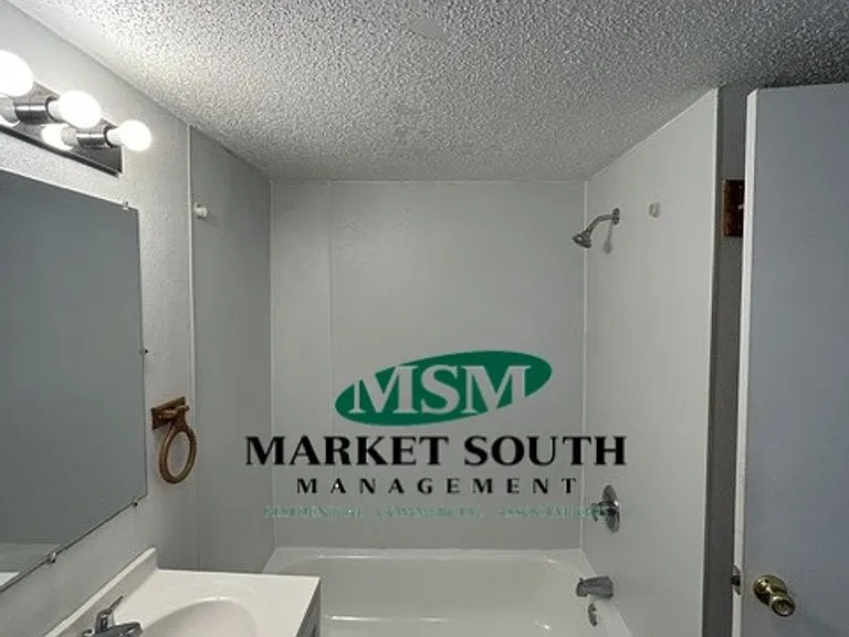 3520 Haslam Ave — Photo 5