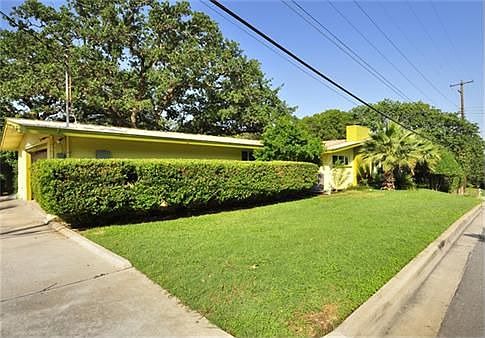 Front / Garage