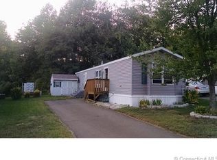 5 Ella Cir, Milford, CT 06460