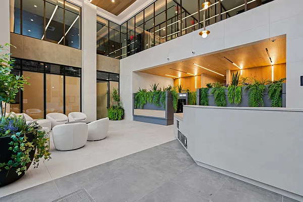 Rented by Carroll Development Leasing LLC | media 29