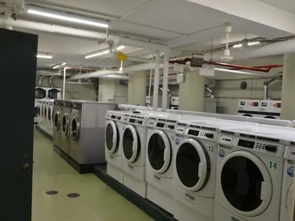 70-25 Yellowstone Boulevard image 1 of 7