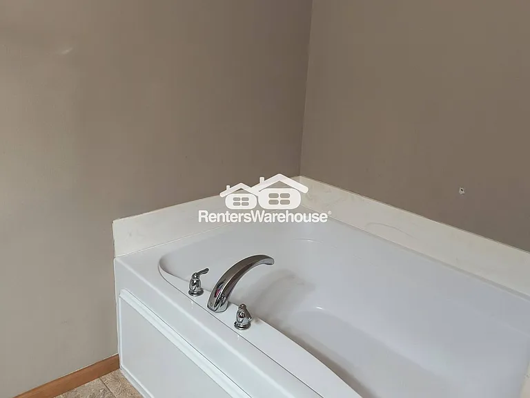 10109 Indigo Dr — Photo 23