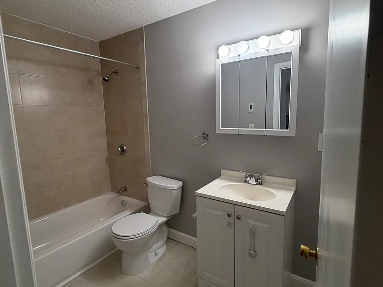61 Appleton Rd #5 — Photo 4