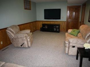 10016 Park Cir, Bloomington, MN 55420