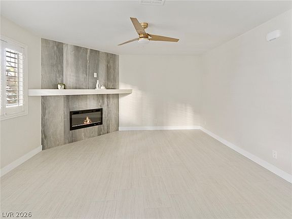 3rd image of 1325 Pinto Rock Ln Unit 102