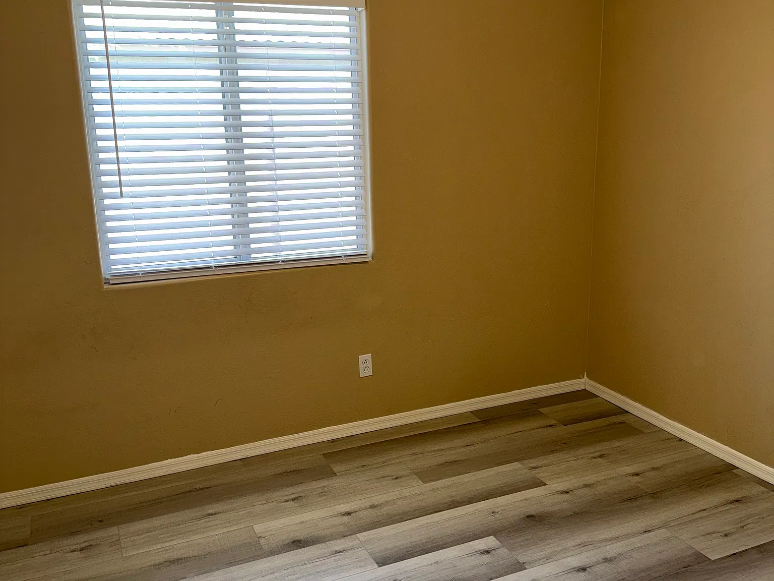 4 bed, 1740 sqft, $2,200 — Photo 4