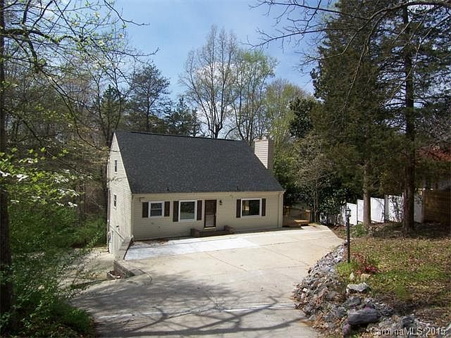 1st image of 125 Hickory Point Ct