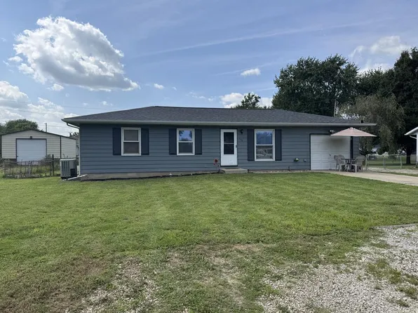 238 Beechwood St, Frankfort, OH 45628