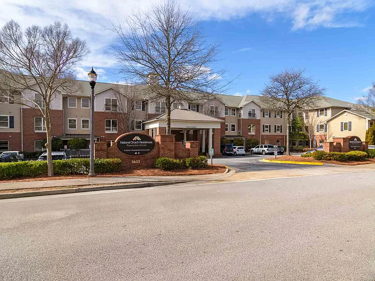 Princeton Court Senior Residences — Photo 17