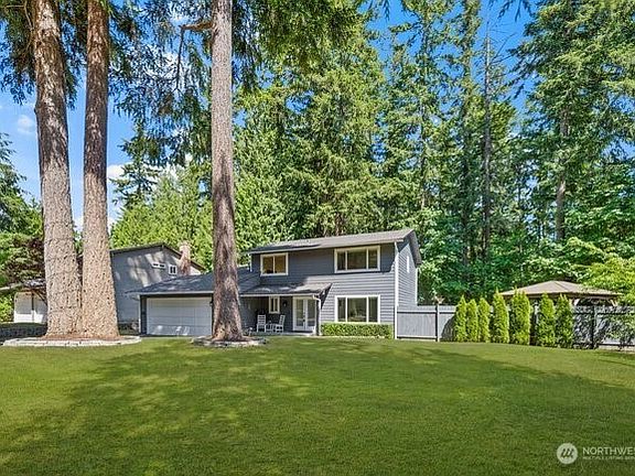 3rd image of 3310 220th Avenue SE