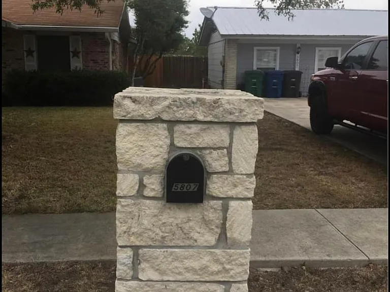 5807 Castle Brook Dr — Photo 18