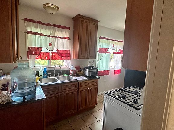 5th image of 6813 San Luis Ave #D