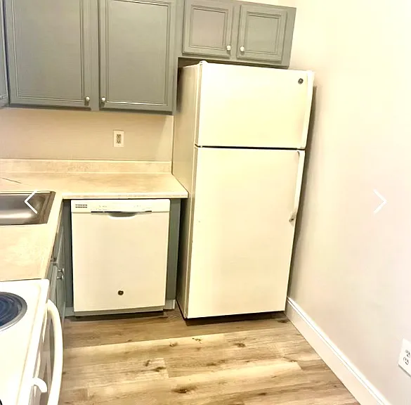 258 School St #2 — Photo 4