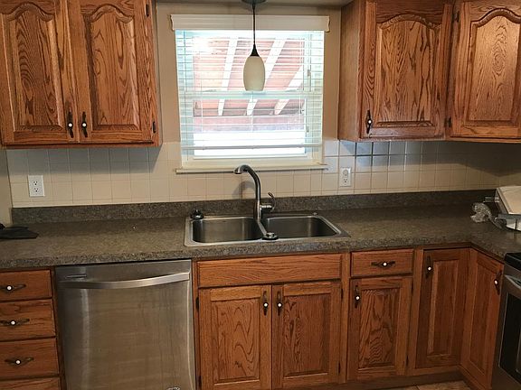 5th image of 10631 Thayer Dr