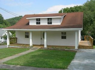 3404 Troxell Rd SE, Roanoke, VA 24014