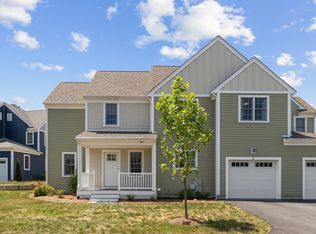 32 Drum Dr #32, Plymouth, MA 02360