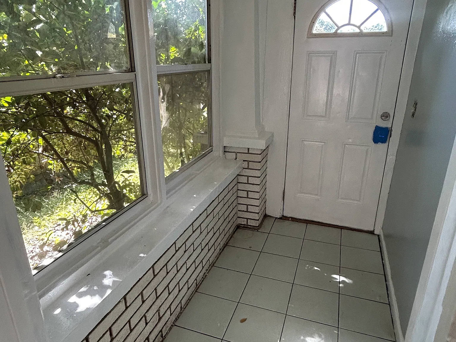 4 bed, 1200 sqft, $2,100 — Photo 3