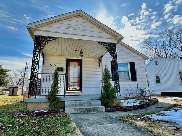 1615 Ravenswood Dr, Evansville, IN 47714