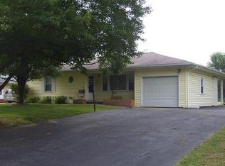 629 E Chambers St, Jacksonville, IL 62650