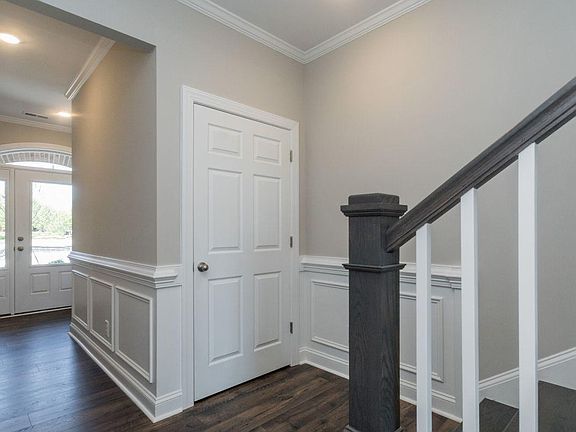 005 Entry Foyer Hallway Compressed