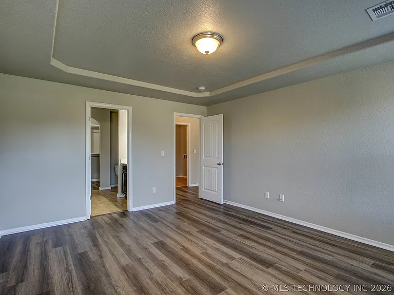 16090 S 85th East Ave — Photo 16