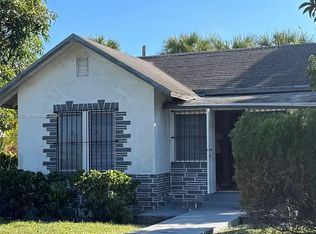 246 NW 39th St, Miami, FL 33127