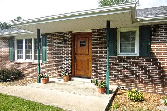 2nd image of 624 Callaway Dr