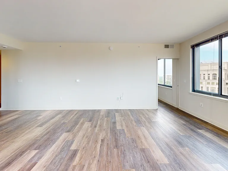 Eleven55 Ripley — Photo 94
