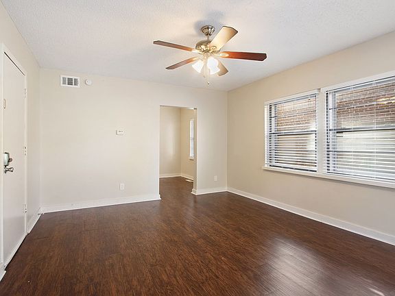 2nd image of 801-807 E 42nd St #807-1E