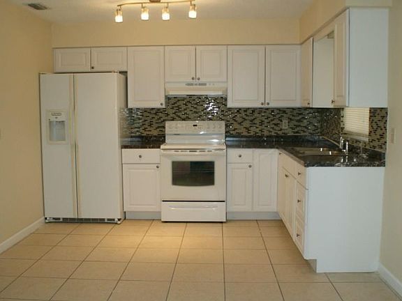 2nd image of 401 Taylor Blvd