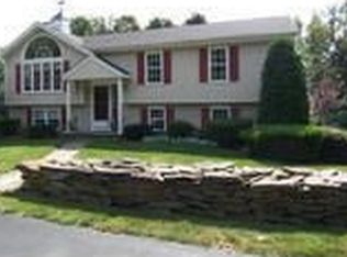 23 Moreland Green Dr, Worcester, MA 01609