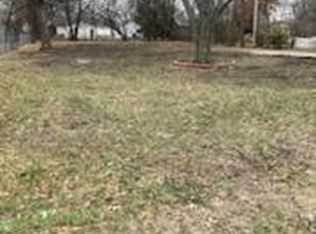 433 S Hickory St, Gardner, KS 66030