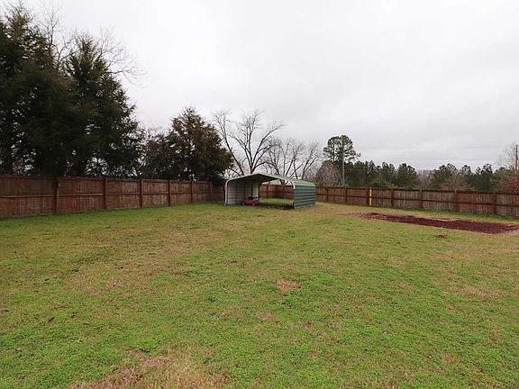 5th image of 202 Ivy Glen Dr