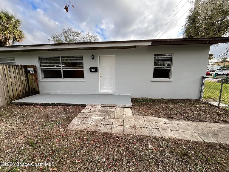 1805 Guava Ave — Photo 2