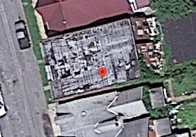 2nd image of 215 4th St
