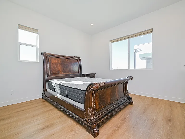 115 Sash — Photo 19