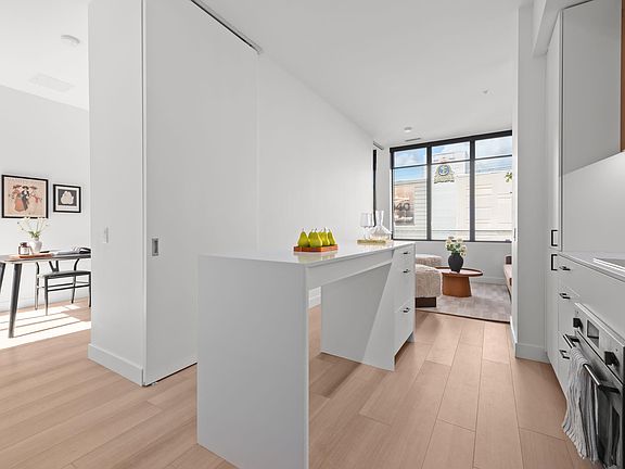 5th image of 5511 Bilby St #208