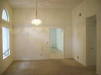 5th image of 1924 Bridgecreek Dr