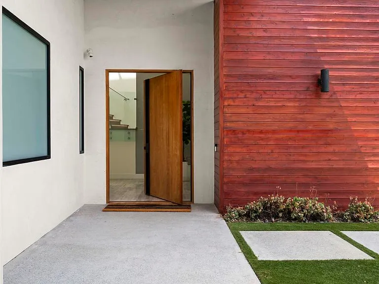 2170 Via Nina — Photo 3