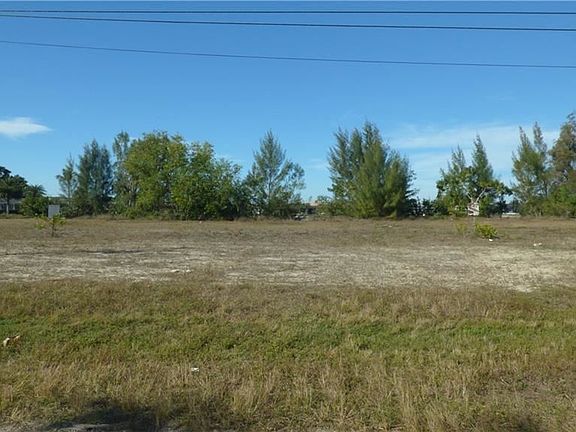 2nd image of 3722 SW 14th Pl