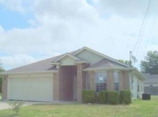301 Lydia Ln, Thrall, TX 76578
