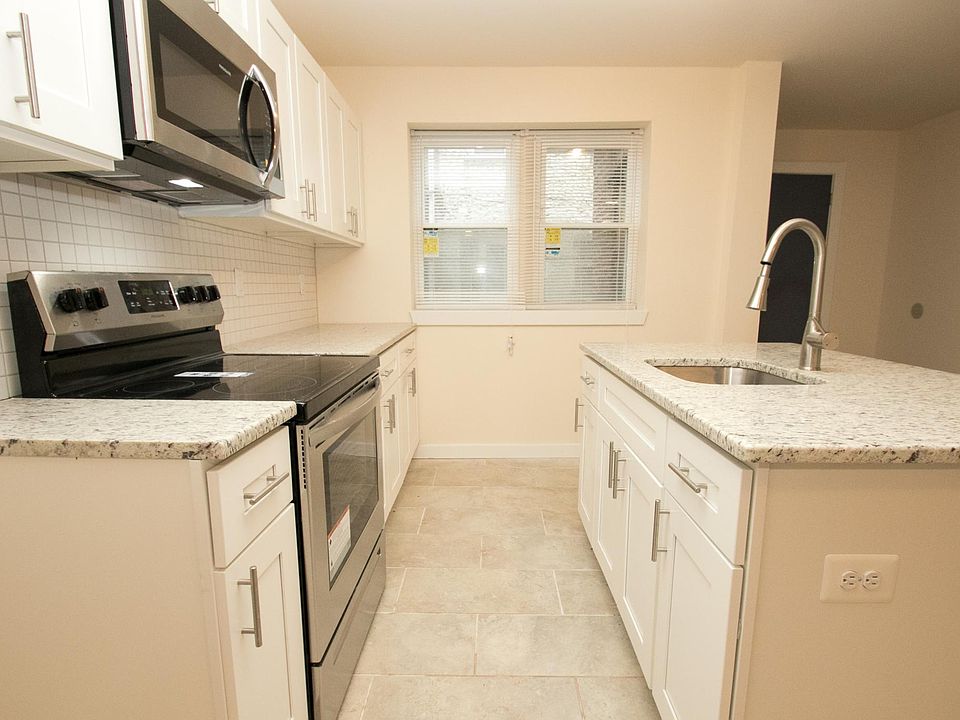 1st image of 1524 S Vogdes St