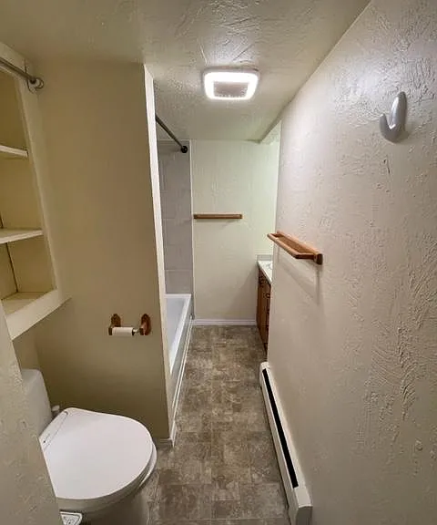818 E 12th Ave — Photo 15