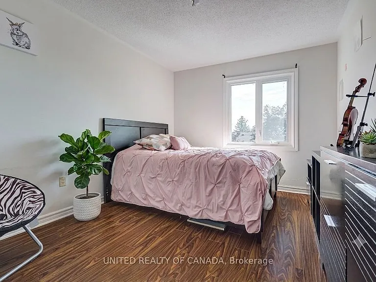 615 Sandford St — Photo 26