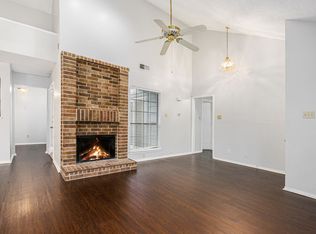 10627 Tall Oak Dr, Fort Worth, TX 76108