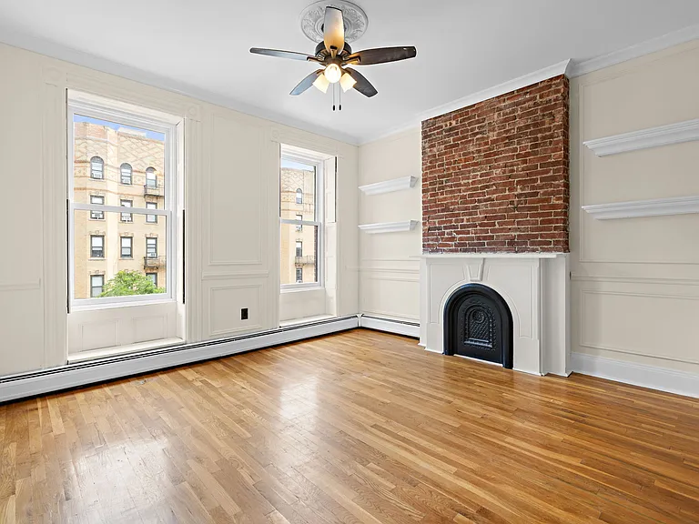 1206 Washington St #3 — Photo 2