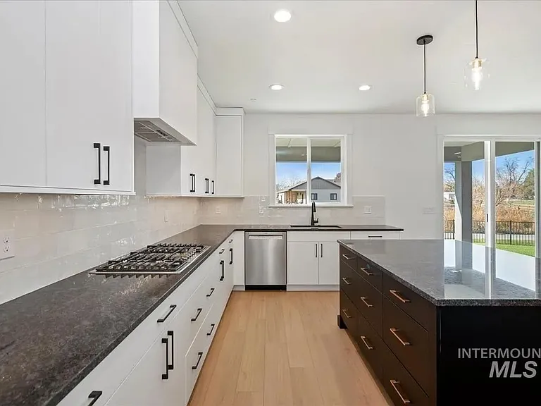 388 Hidden Mill Ct — Photo 6