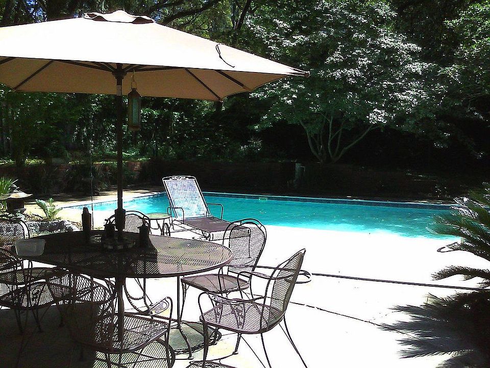 2nd image of 1811 Myrick Rd
