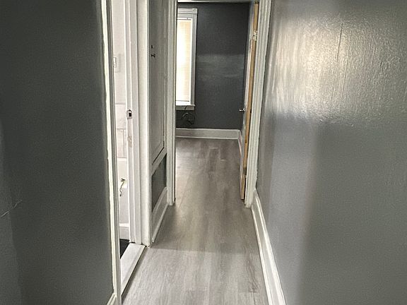 2nd image of 6327 N Woodstock St Floor 2