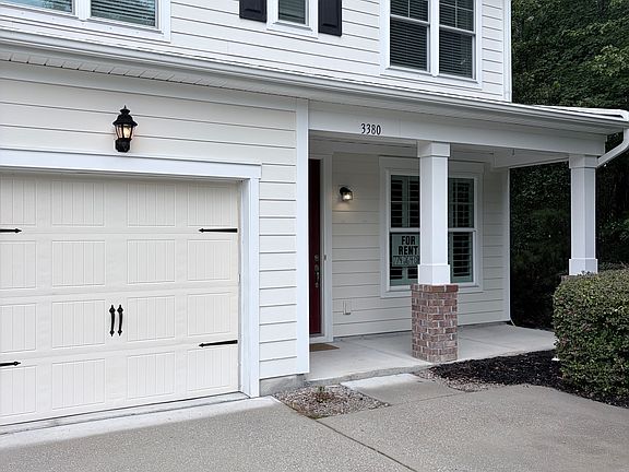 3rd image of 3380 Eastman Dr